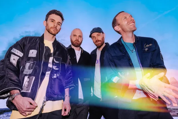 Coldplay и Zerb с ремикс на "feelslikeimfallinginlove"